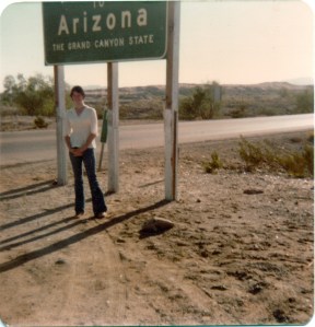 me welcome to AZ sign