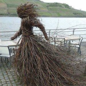twig-woman